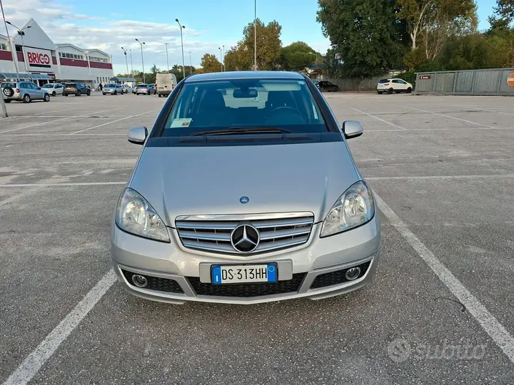 Mercedes-Benz A 2008 photo 2
