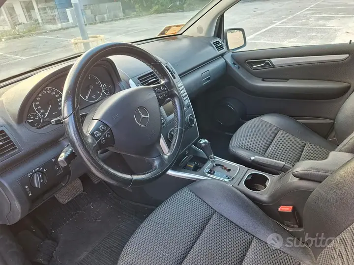 Mercedes-Benz A 2008 photo 5