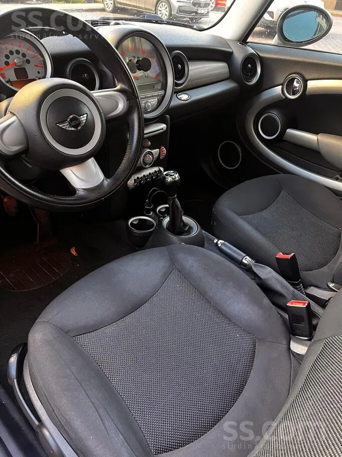 Mini Cooper 2006 photo 4