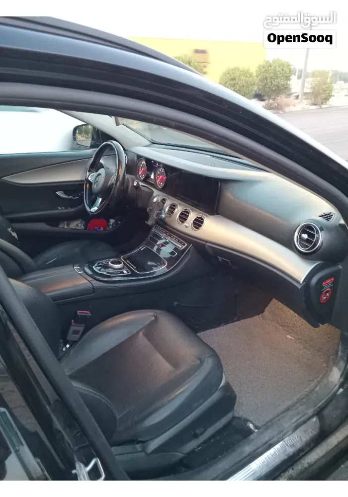 Mercedes-Benz E-Class 2018 photo 4