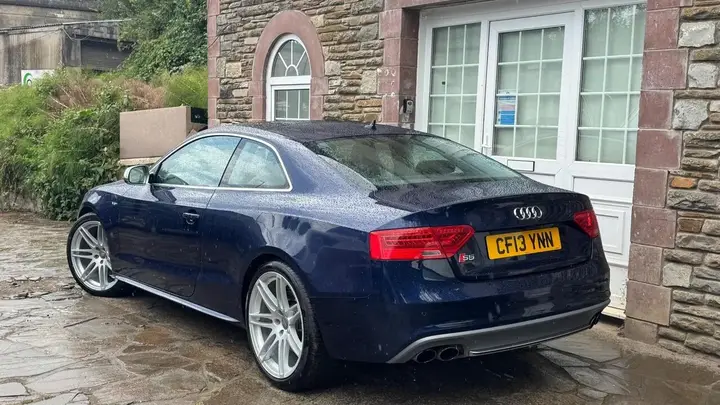 Audi S5 2013 photo 3