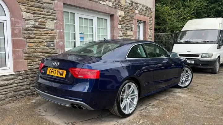 Audi S5 2013 photo 5