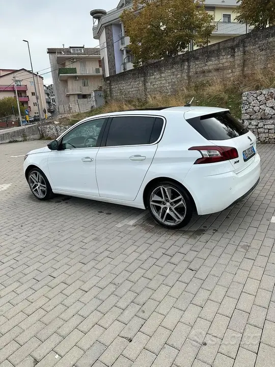 Peugeot 308 2014 photo 3