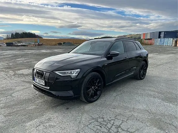 Audi E-Tron 2021 photo 2