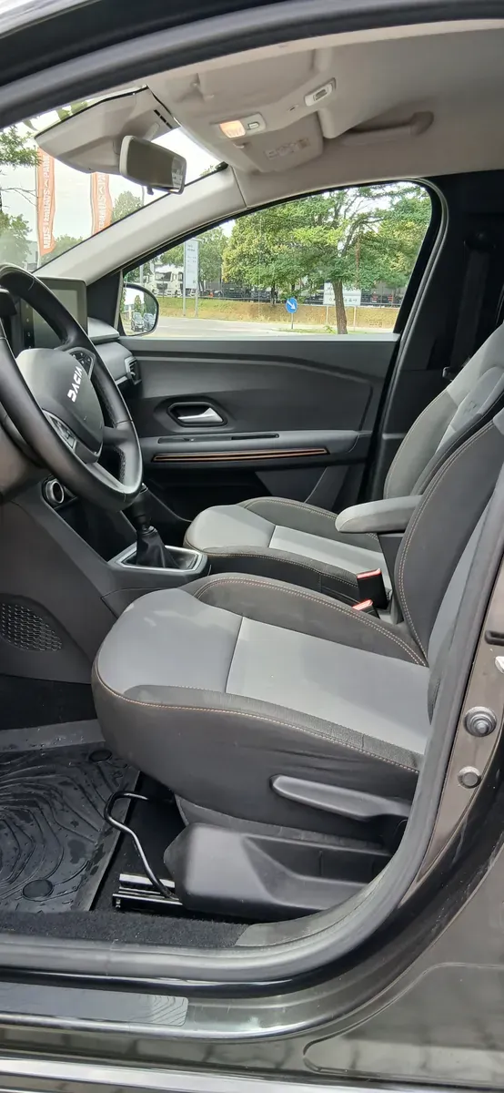Dacia Jogger 2024 photo 2