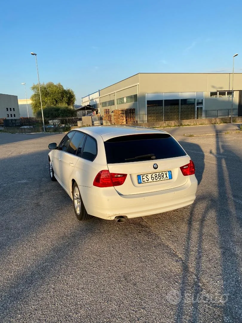 BMW 318D 2009 photo 4