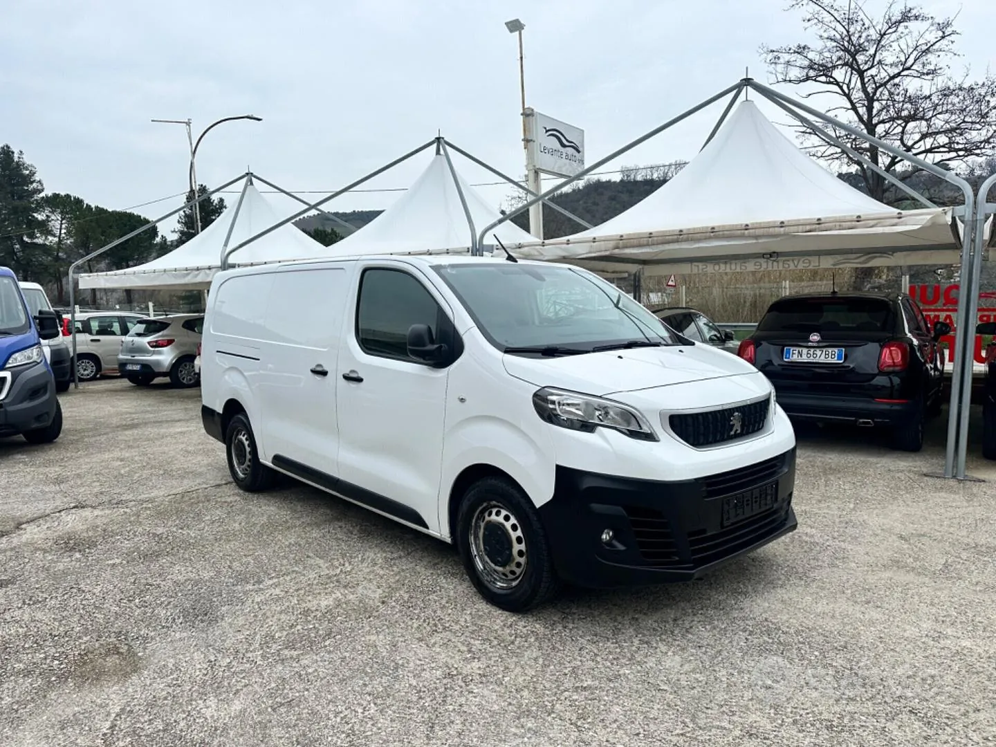 Peugeot Expert 2020 photo 2
