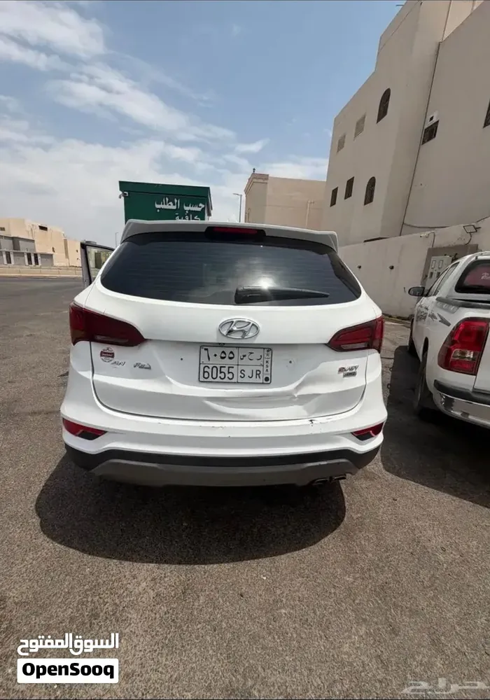 Hyundai Santa Fe 2017 photo 4