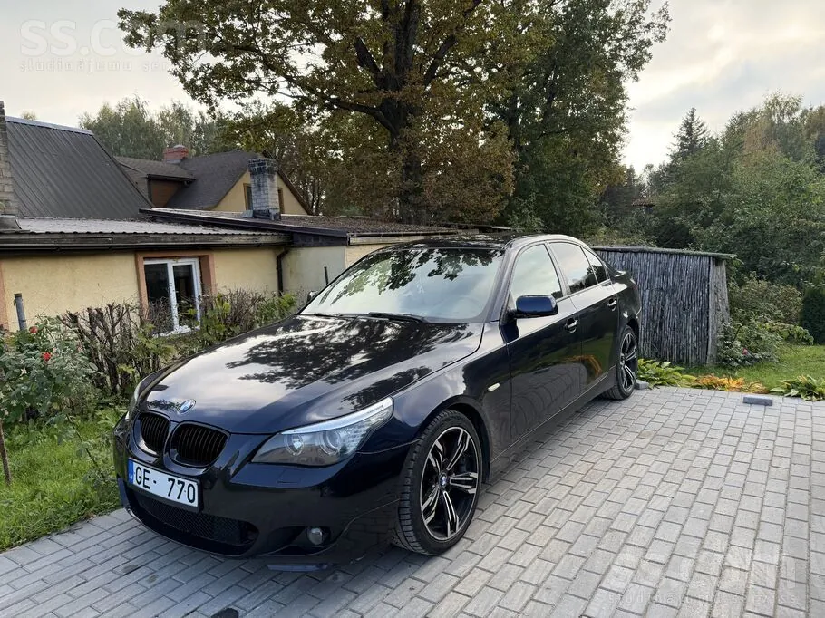 BMW 530