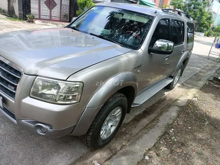 Ford Everest 2008 photo 3