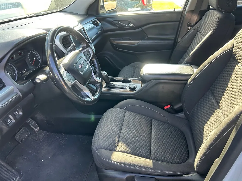 GMC Acadia 2018 photo 5