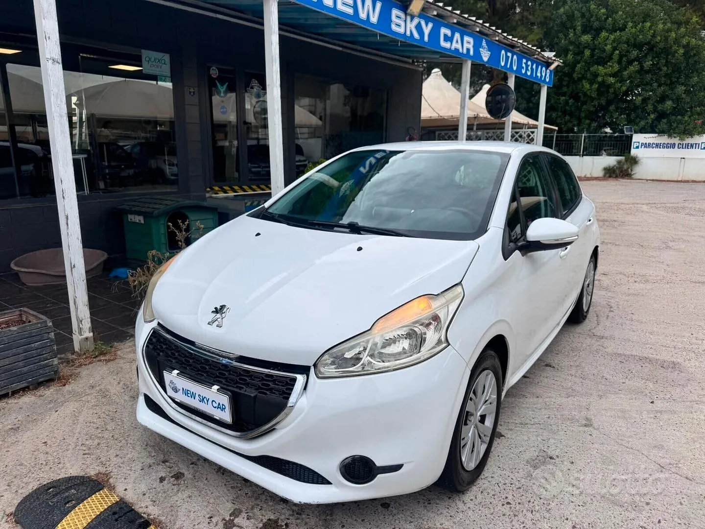 Peugeot 208