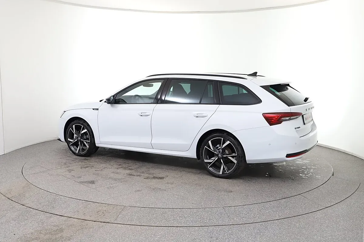 Skoda Octavia 2026 photo 3