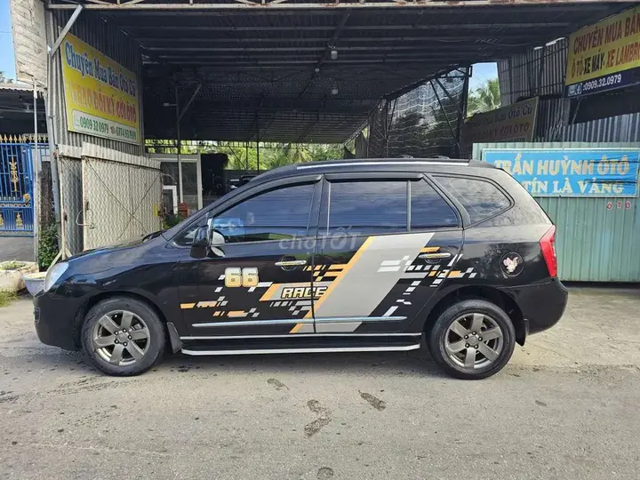 Kia Carens 2008 photo 2