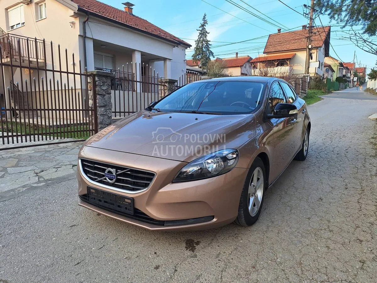 Volvo V40 2013 photo 4