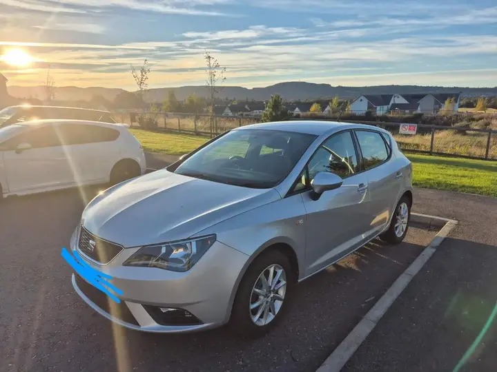 Seat Ibiza 2017 photo 2