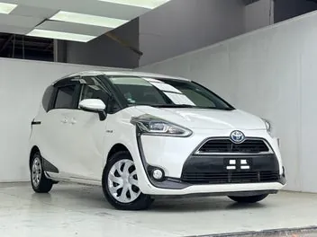 Toyota Sienta 2017 photo 4