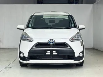 Toyota Sienta 2017 photo 3