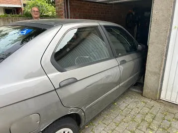 Alfa Romeo 145