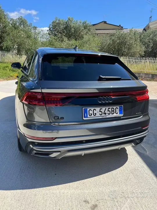 Audi Q8 2022 photo 4