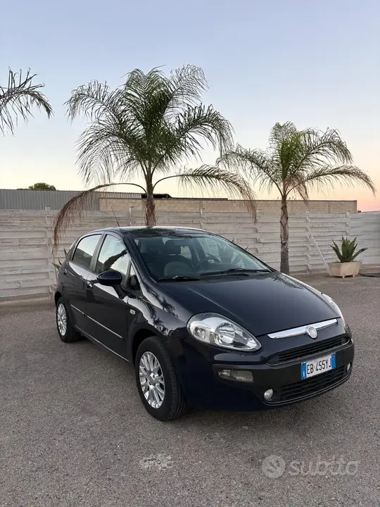 Fiat Punto Evo 2010 photo 2