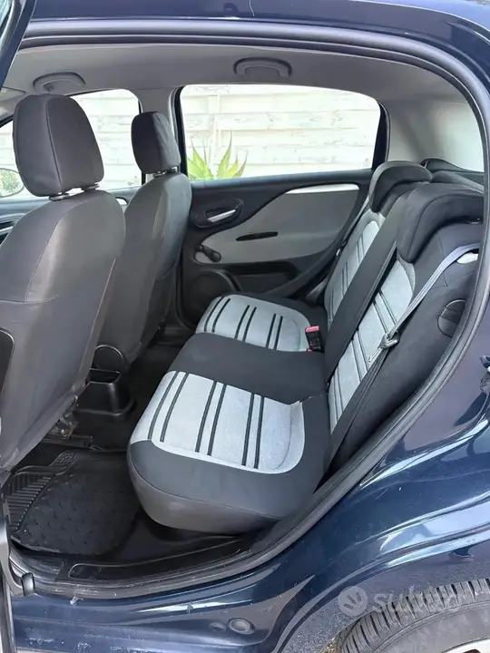 Fiat Punto Evo 2010 photo 4