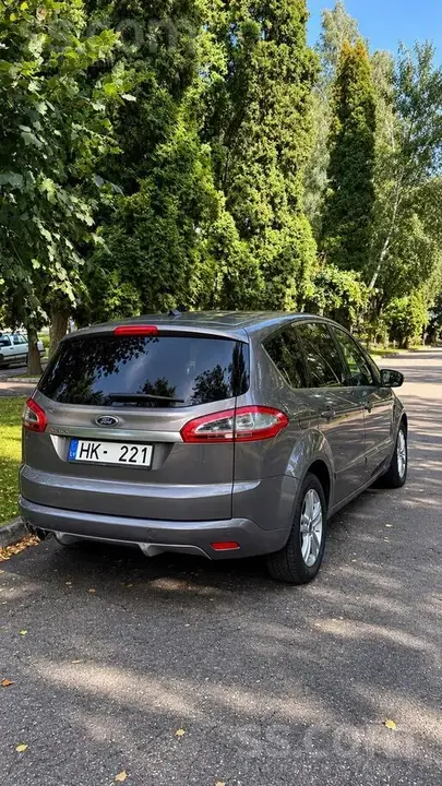 Ford S-Max