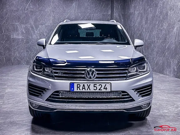Volkswagen Touareg 2017 photo 2