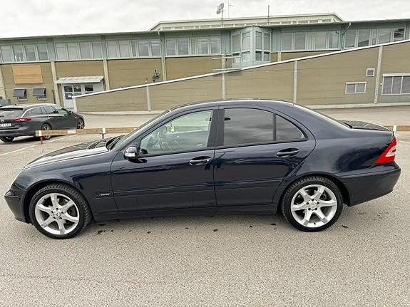 Mercedes-Benz C230 2006 photo 5