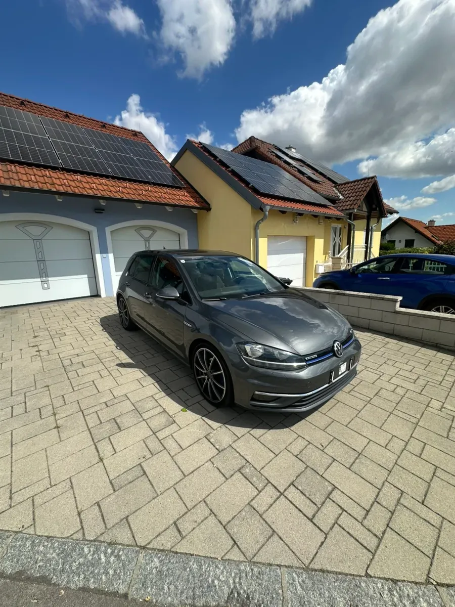 Volkswagen Golf 2018 photo 3