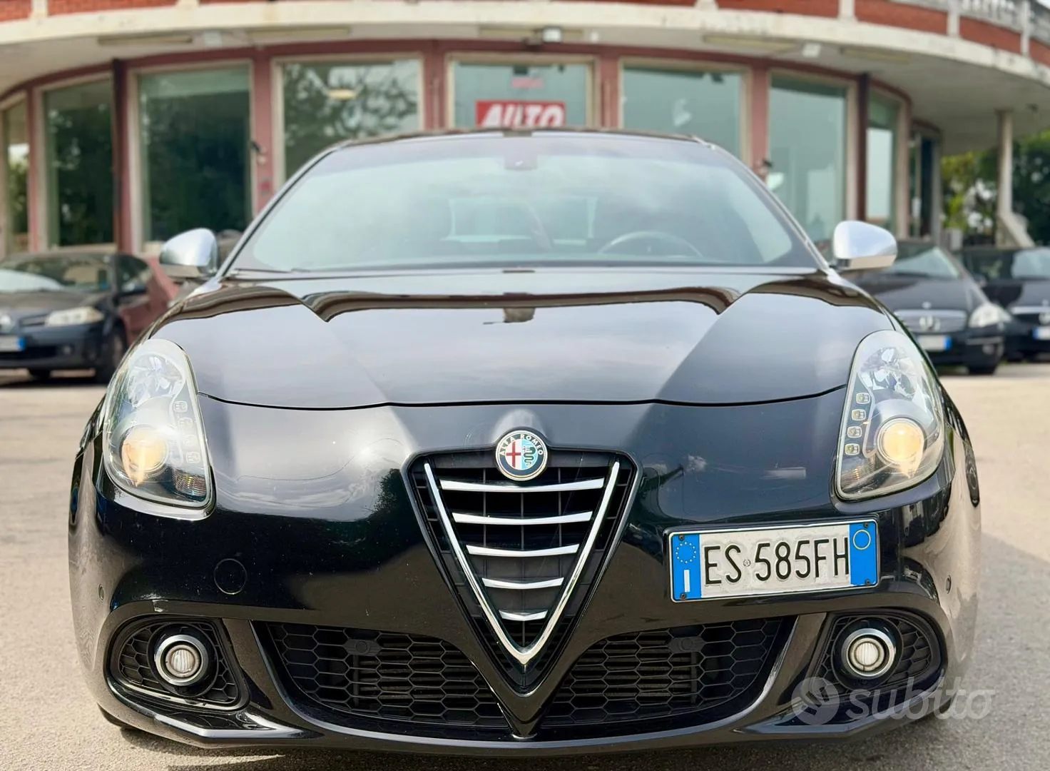Alfa Romeo Giulietta 2013 photo 2
