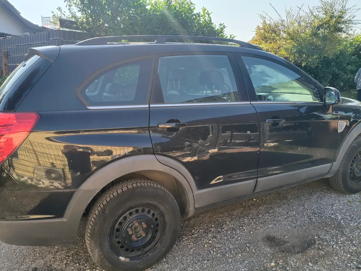 Chevrolet Captiva 2010 photo 2