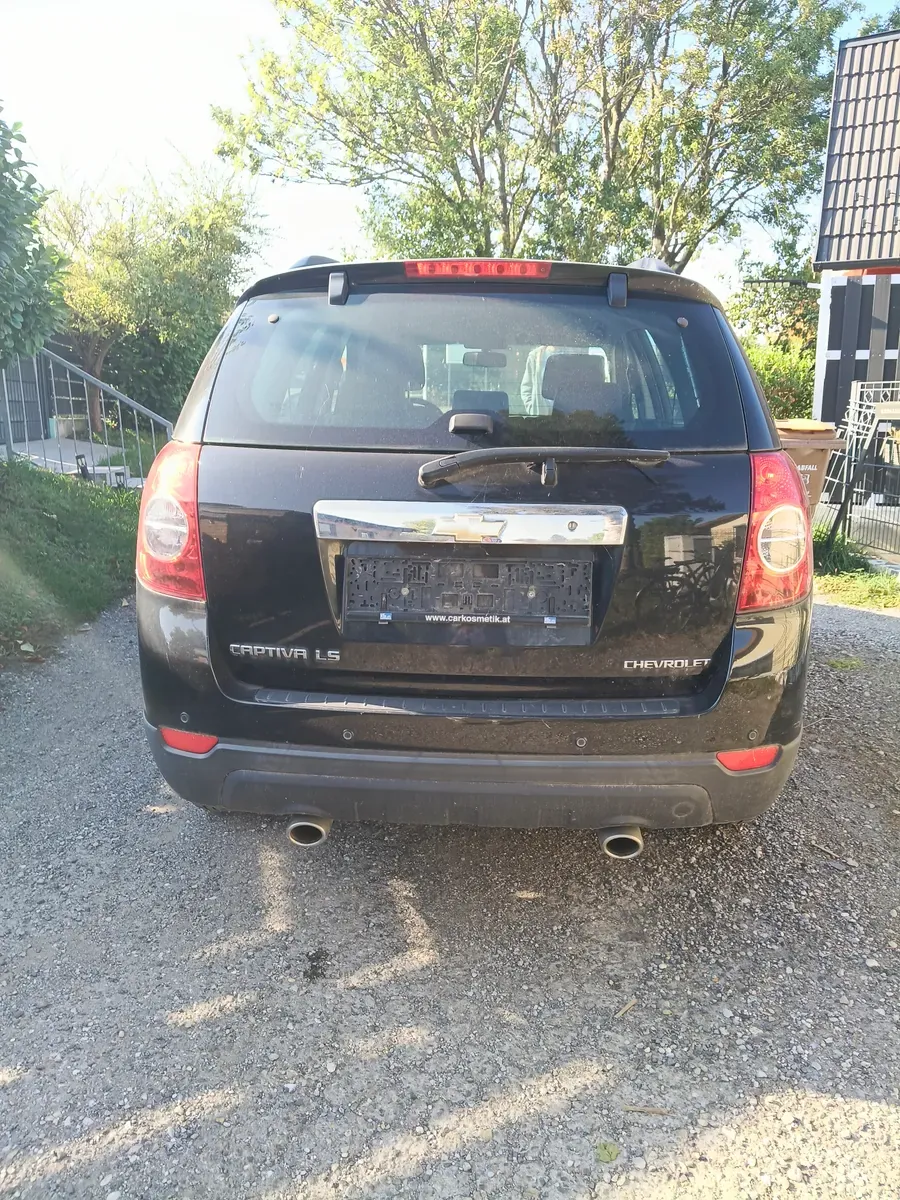 Chevrolet Captiva 2010 photo 3
