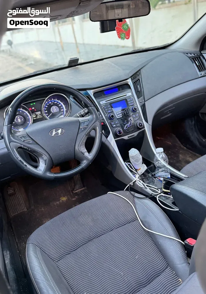Hyundai Sonata 2012 photo 4