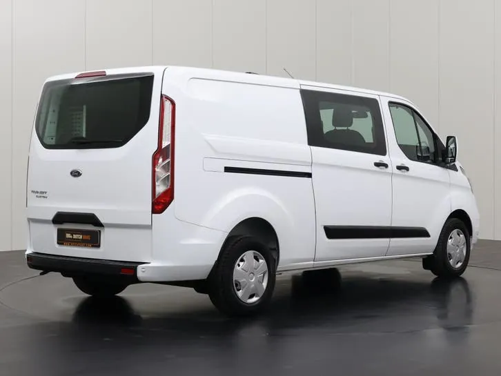 Ford Transit Custom 2022 photo 2