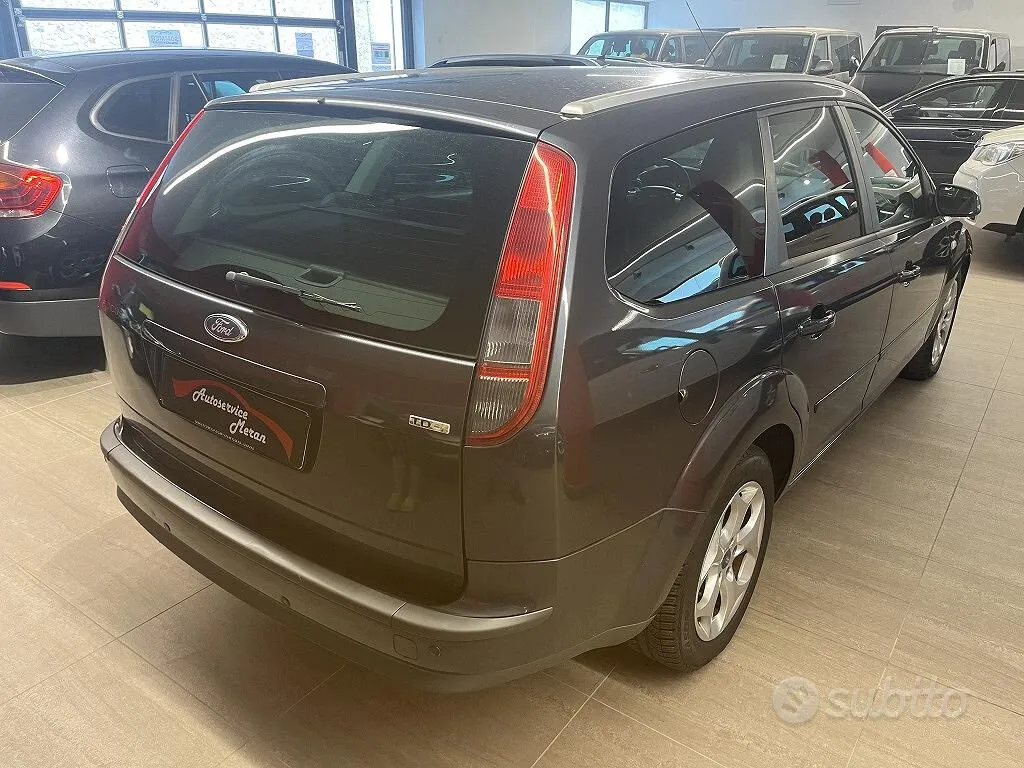 Ford Focus 2007 photo 4
