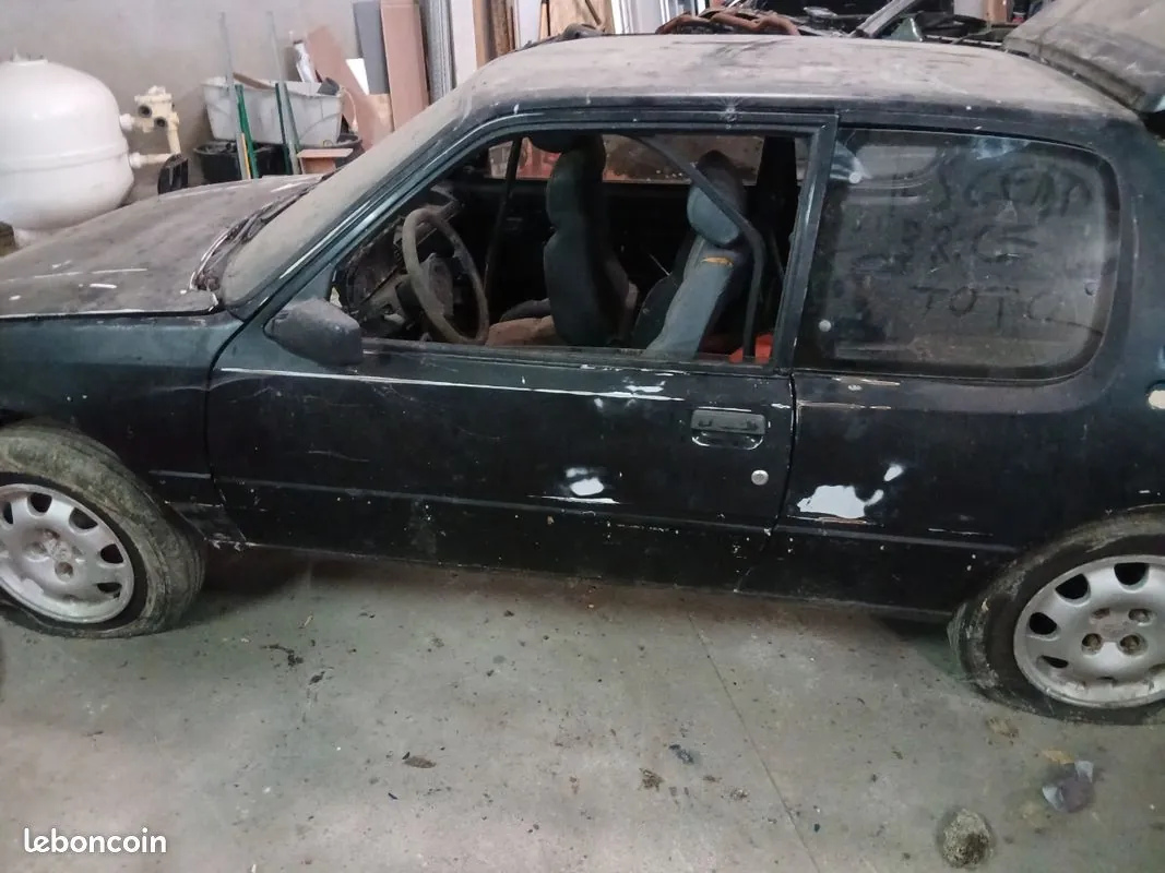 Peugeot 205 1987 photo 3