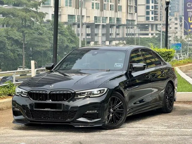 BMW 330I