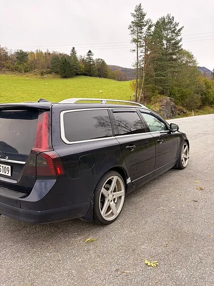 Volvo V70 2011 photo 3