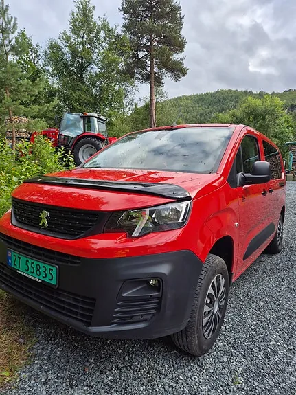 Peugeot Partner 2021 photo 2