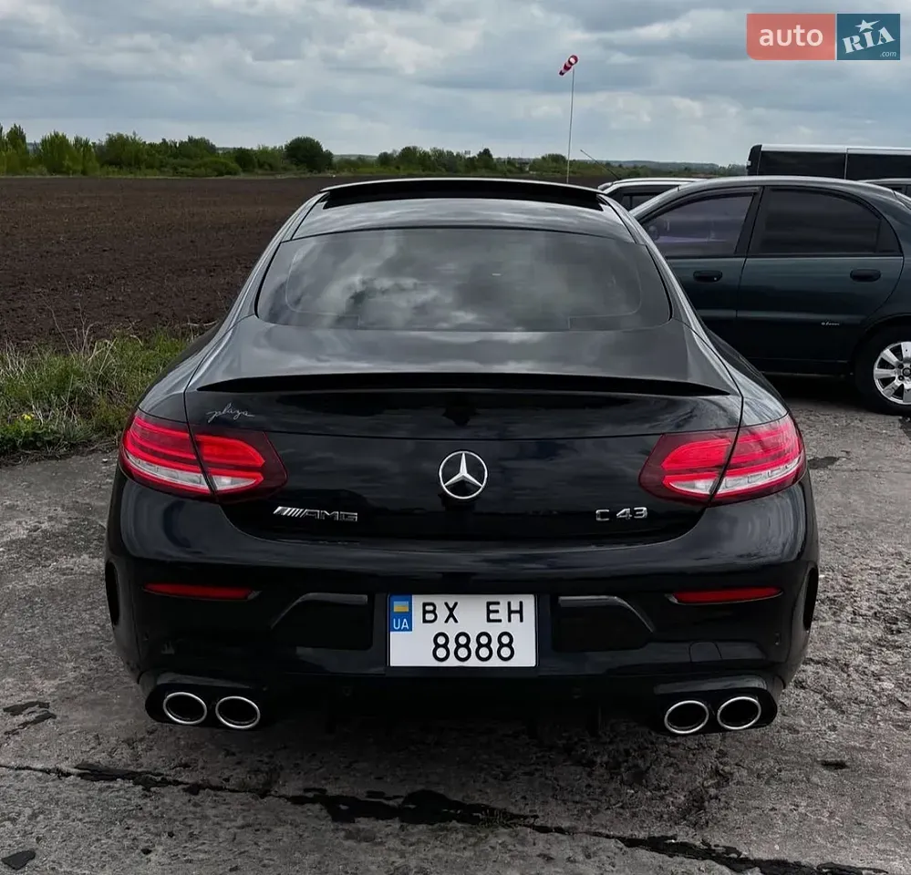 Mercedes-Benz C-Class 2018 photo 2