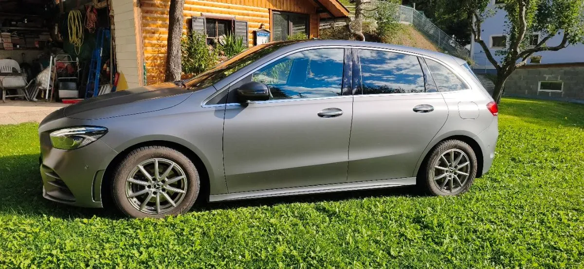 Mercedes-Benz B-Class 2019 photo 2