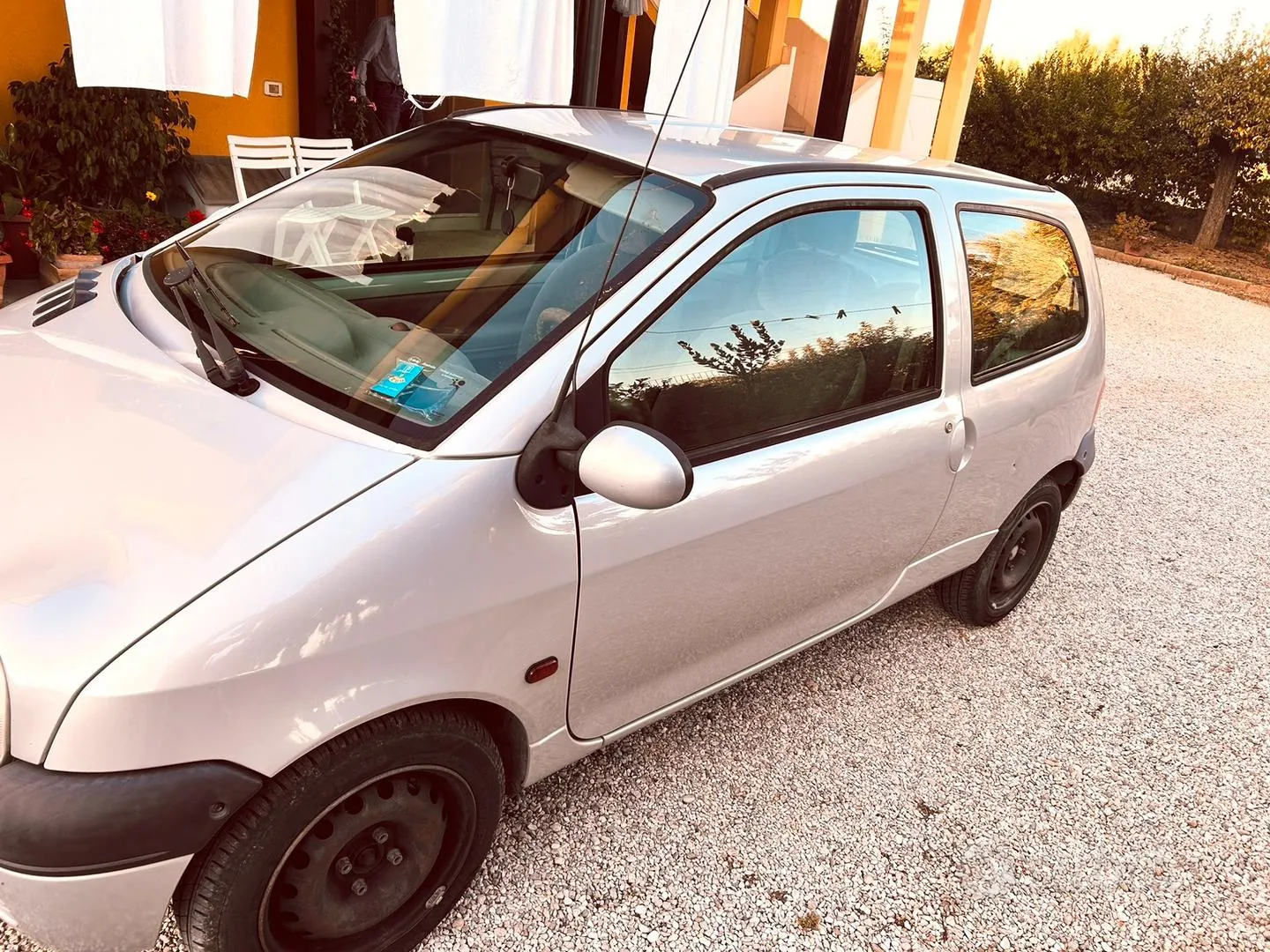 Renault Twingo 2000 photo 2
