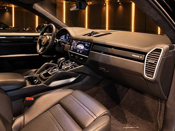 Porsche Cayenne Turbo S 2020 photo 4