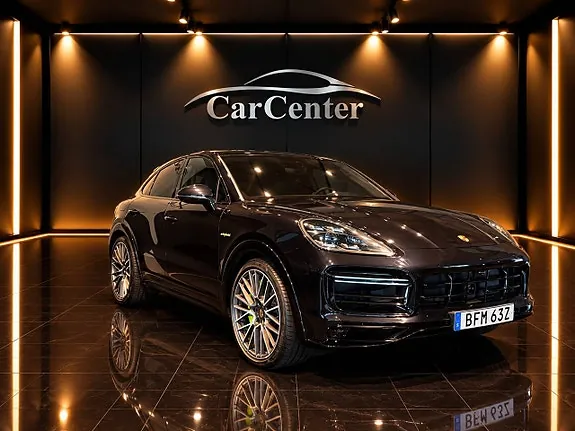Porsche Cayenne Turbo S 2020 photo 2