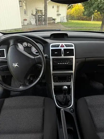 Peugeot 307 2008 photo 5