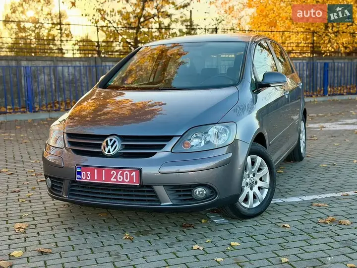 Volkswagen Golf Plus 2009 photo 2