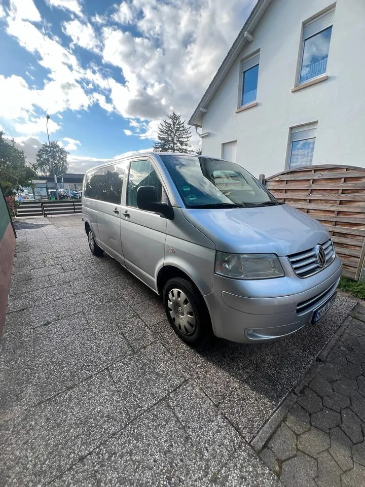 Volkswagen T5