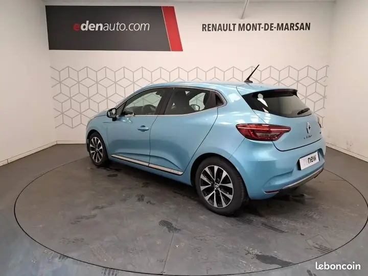 Renault Clio 2022 photo 3