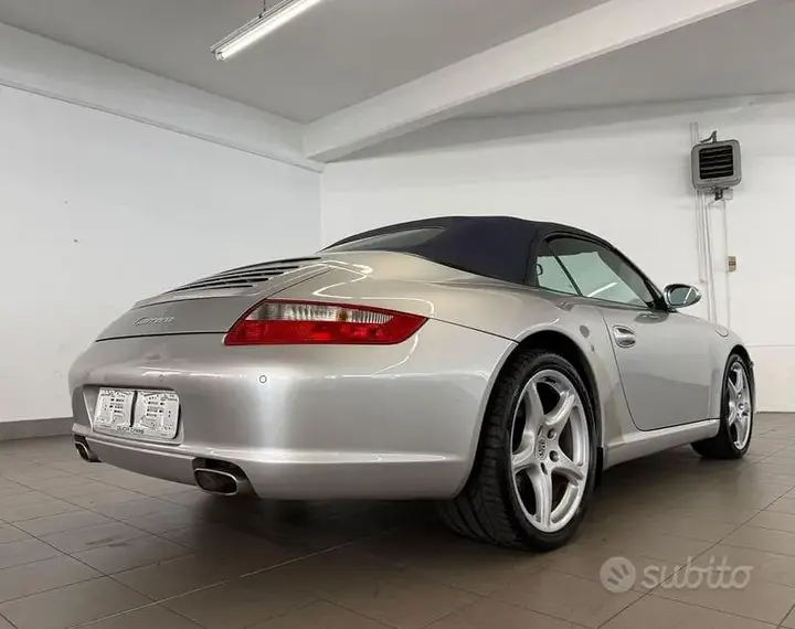 Porsche 911 2006 photo 3